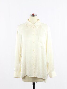 NWT Aritzia WILFRED Ivory Satin Boyfriend Button-Up Shirt Blouse, Size XS